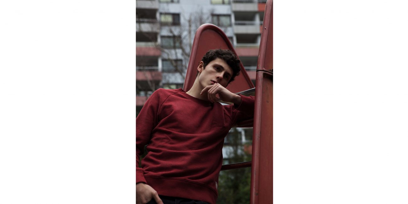 Patrick Peter Model roter Pullover